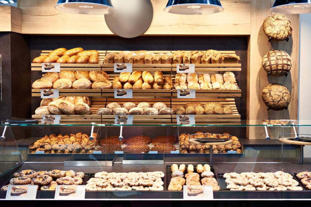 Agencement de pâtisserie près de St-André-de-Cubzac